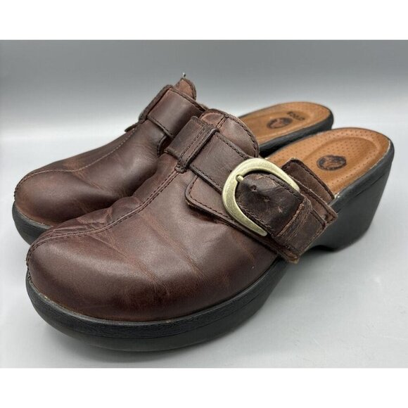 Crocs Brown Leather Mules Slip On Buckle Women’s 8 Comfort Shoes - Picture 1 of 8